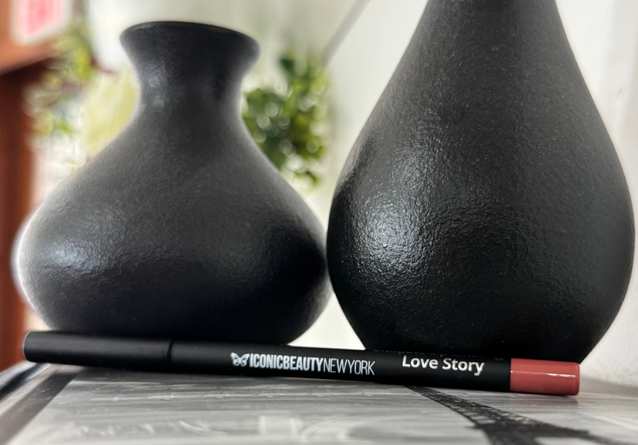 IBNY LIP LINER- LOVE STORY