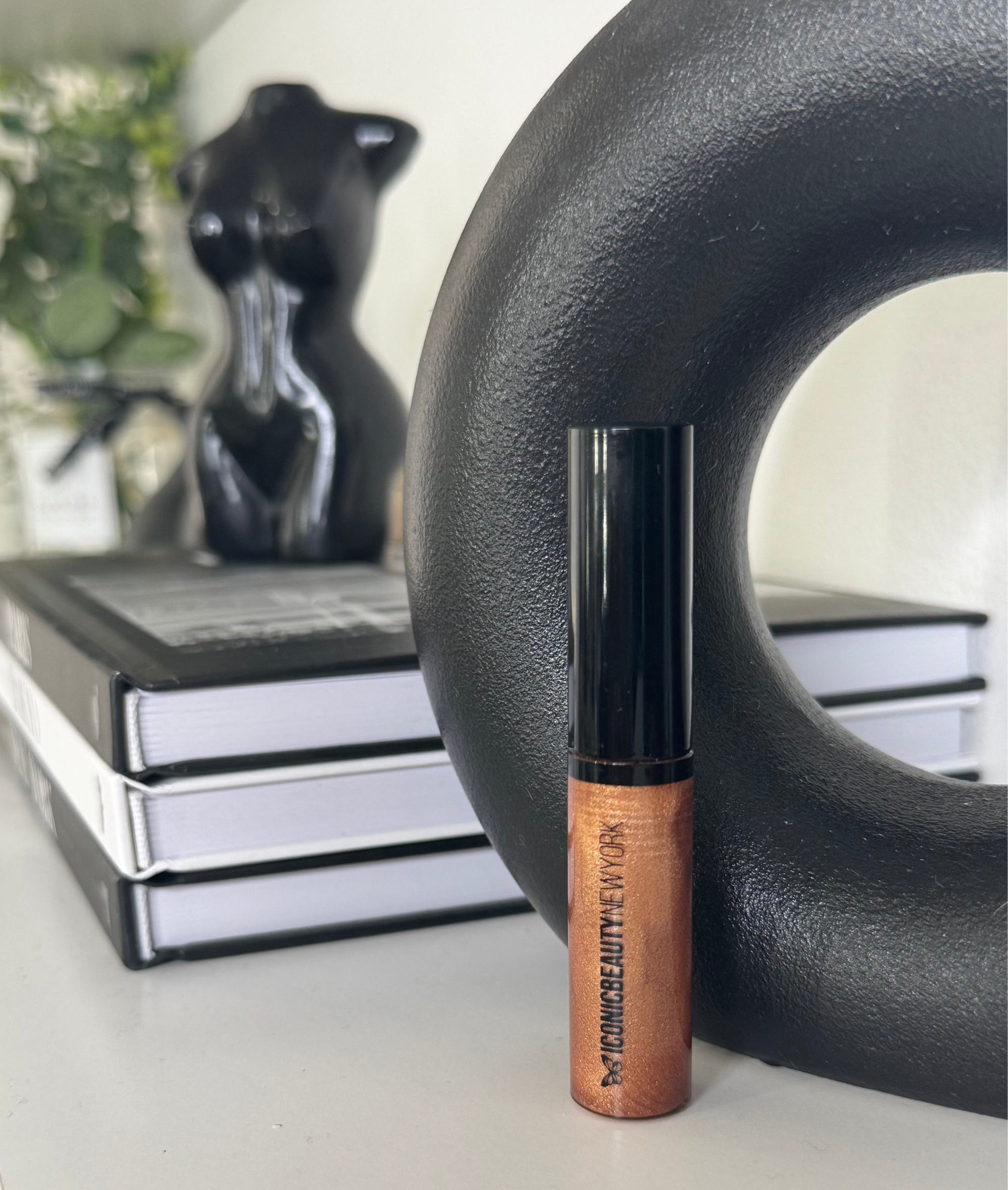 IBNY LUMI LIP GLOSS- FAERIE DUST