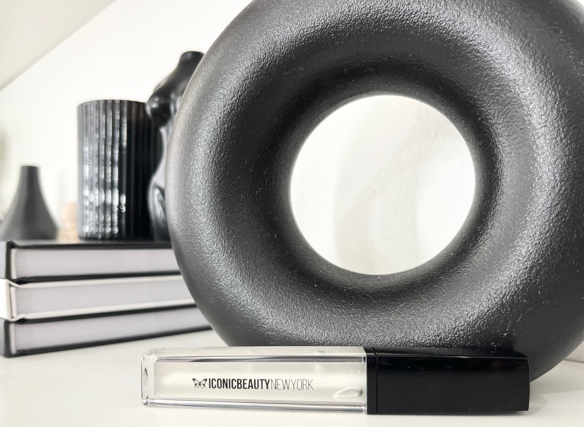 IBNY LIP PLUMPING GLOSS